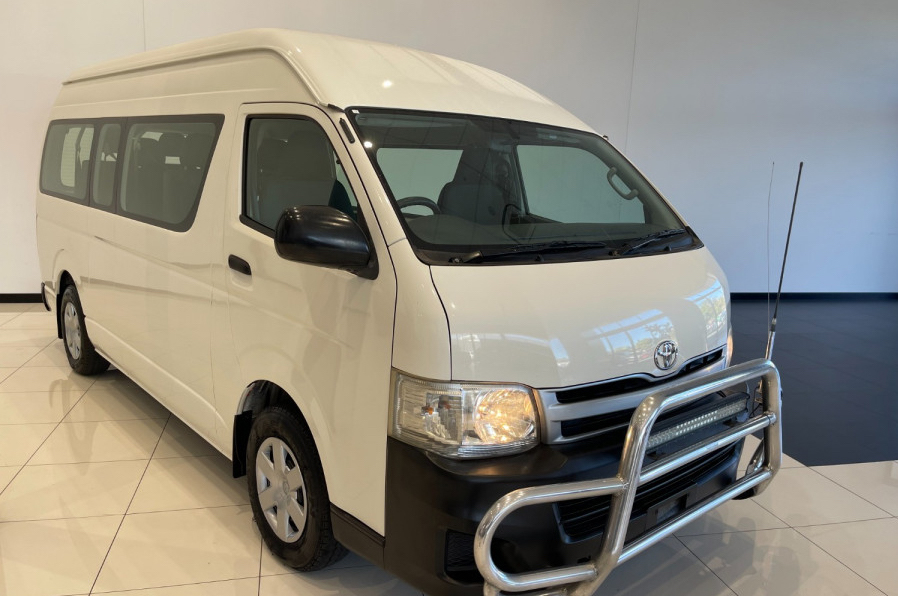 BKK AUTO EXPORt TOYOTA HIACE BUS